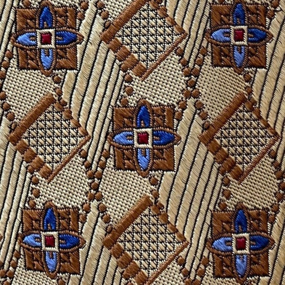 Robert Talbott “Best of Class” Gold & Tan Tie - Picture 4 of 6